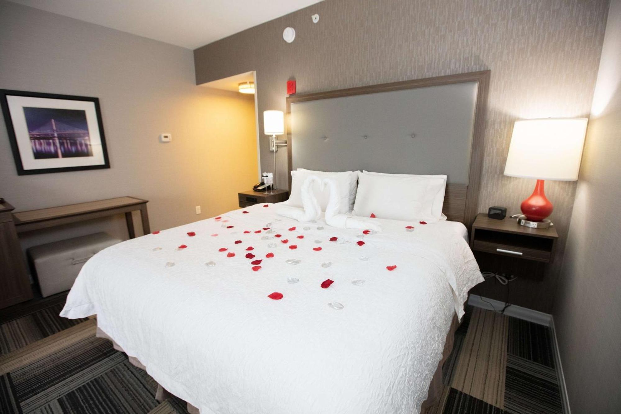 Hampton Inn Toledo Oregon Exterior foto